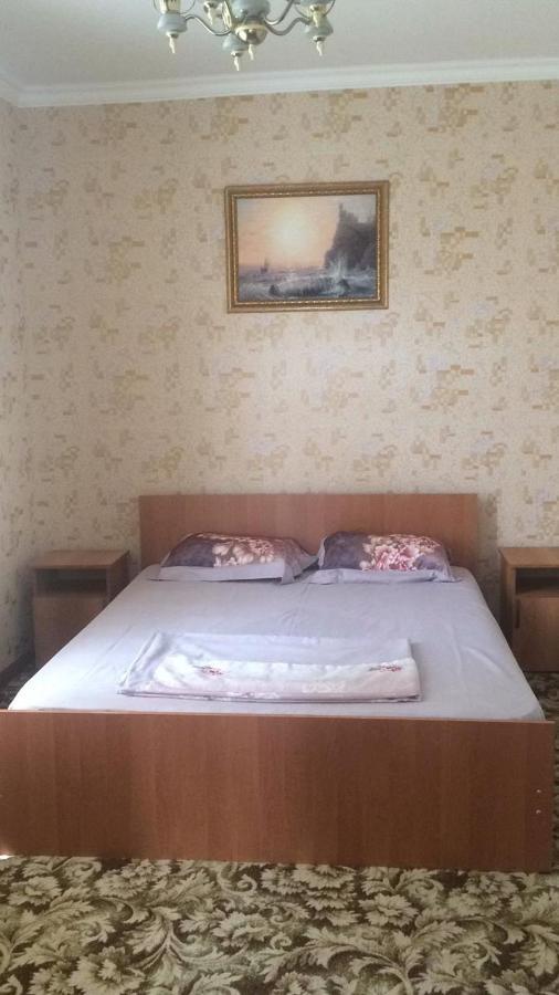 Гостевой Дом В Гагре Gagra Exterior photo
