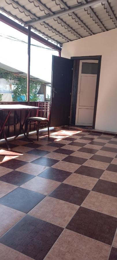 Гостевой Дом В Гагре Gagra Exterior photo